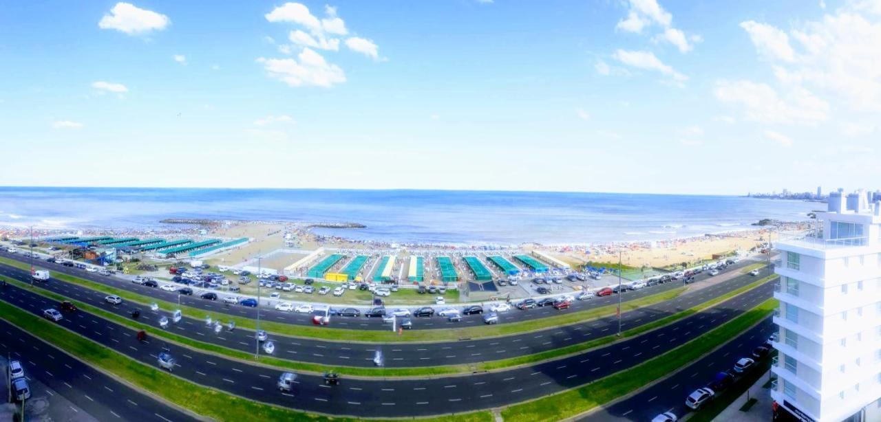 Frente al mar charlone Mar del Plata Exterior foto