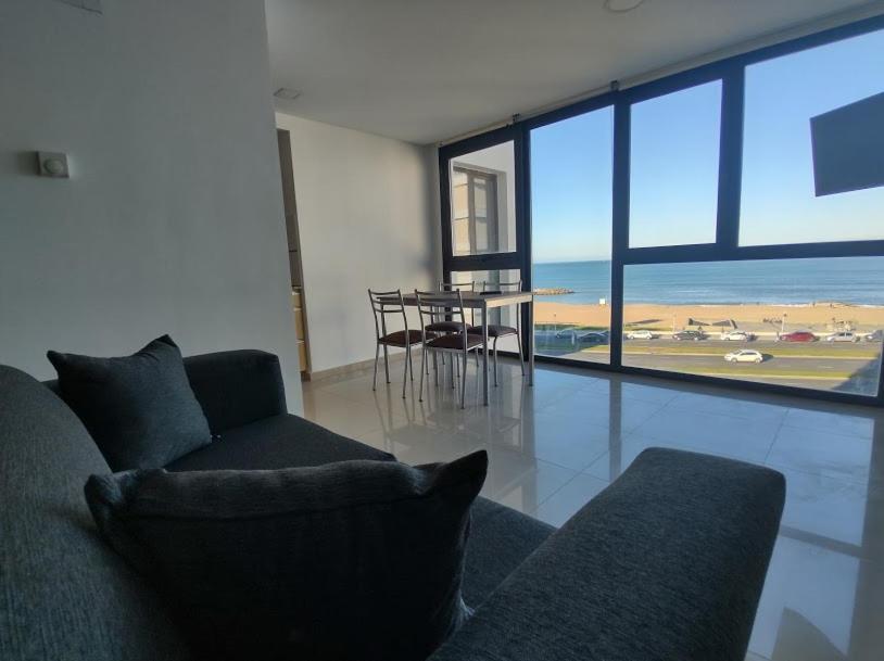Frente al mar charlone Mar del Plata Exterior foto